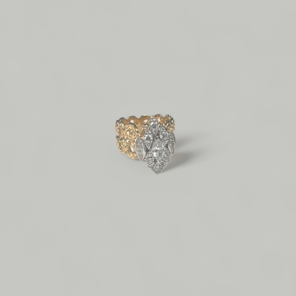 GENIUNE DIMOND 22K GOLD RING - Picture 1 of 2